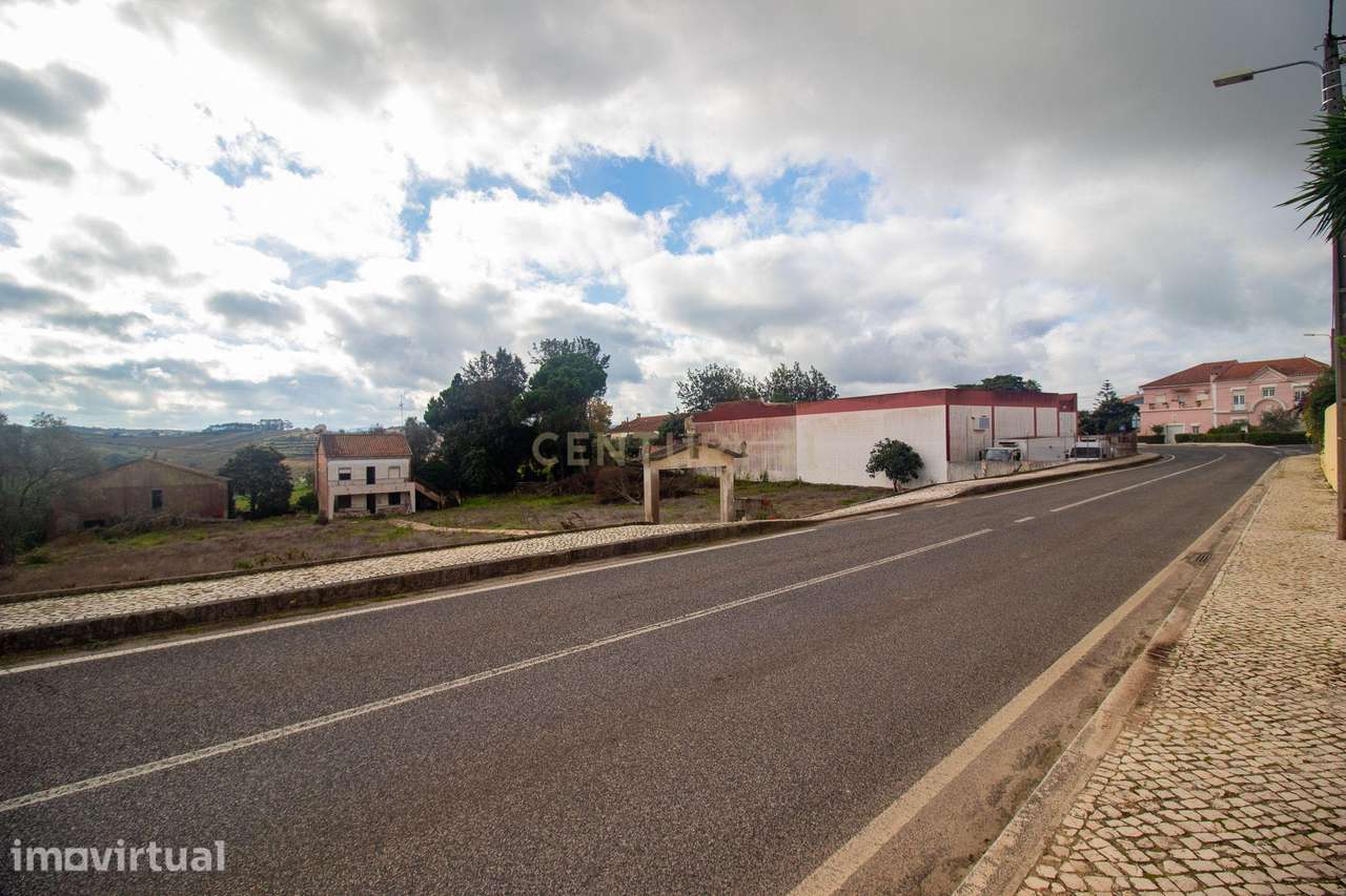 Terreno com Projeto Aprovado para 6 Moradias Turcifal - Licença a Paga - Grande imagem: 2/20