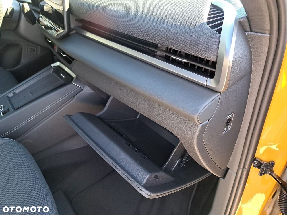 Volkswagen T-Roc 1.5 eTSI R-Line DSG - 36