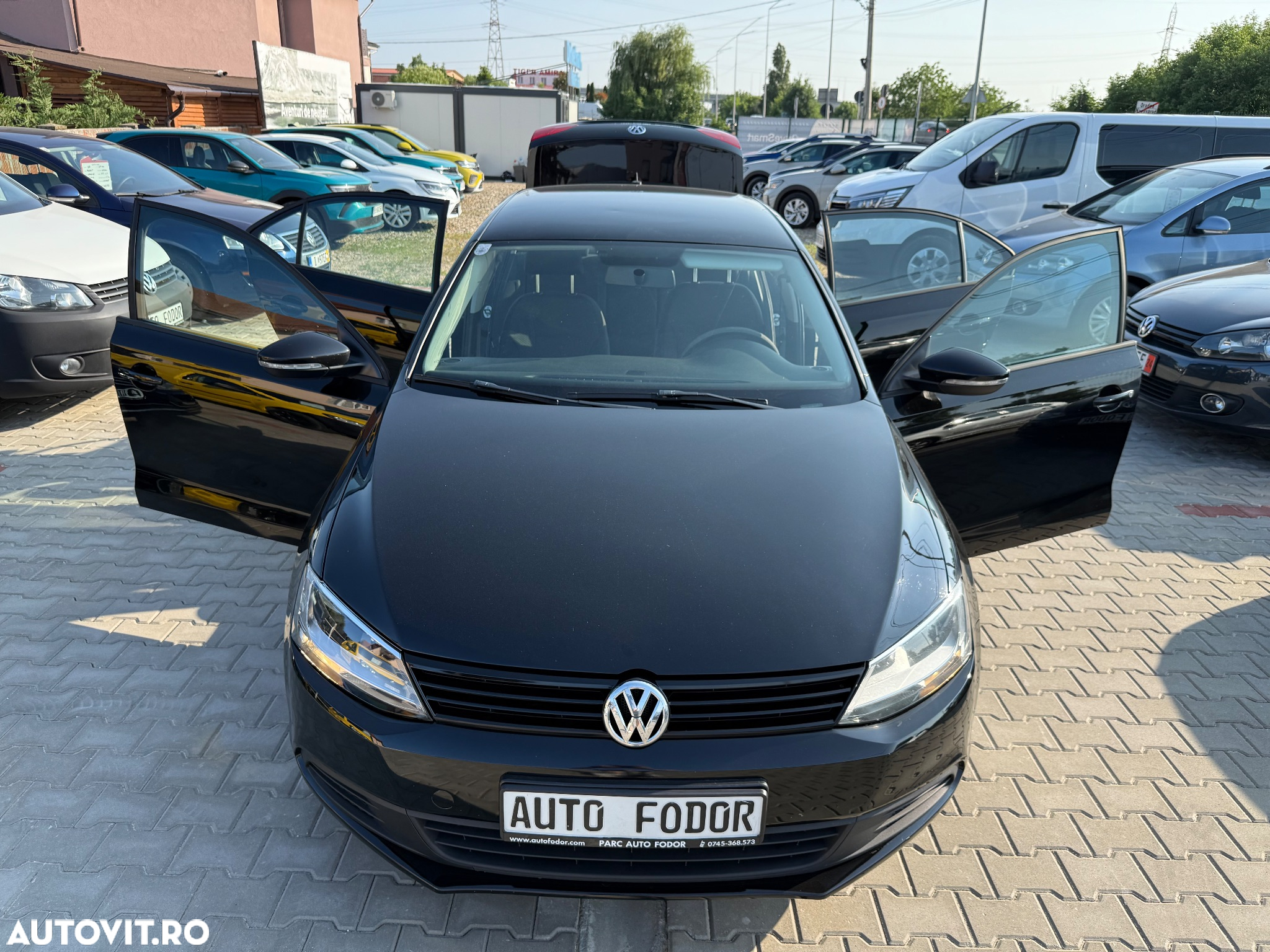 Volkswagen Jetta 1.6 TDI Blue Motion Technology Comfortline - 40