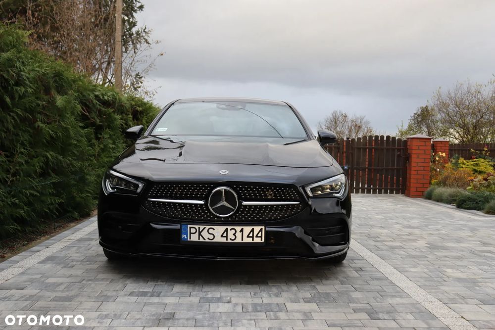 Mercedes-Benz CLA 220 7G-DCT - 10
