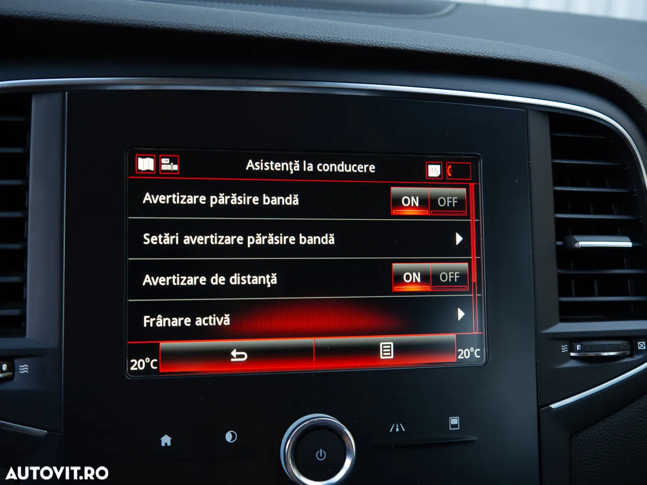 Renault Megane BLUE dCi 115 BUSINESS EDITION - 32