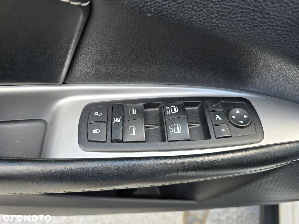 Fiat Freemont 2.0 Multijet 16V DPF Automatik Allrad Black Code - 28