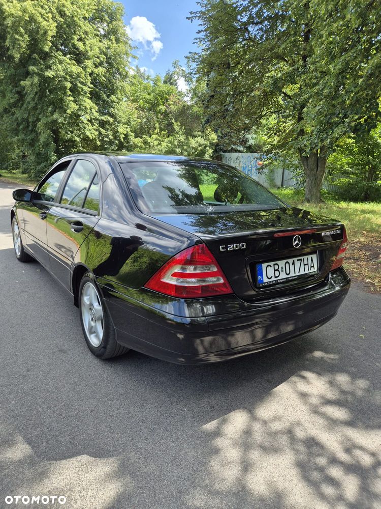 Mercedes-Benz Klasa C 180 Kompressor Classic - 3