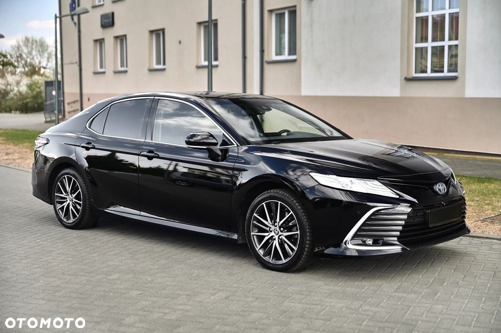 Toyota Camry 2.5 Hybrid Executive CVT - 18