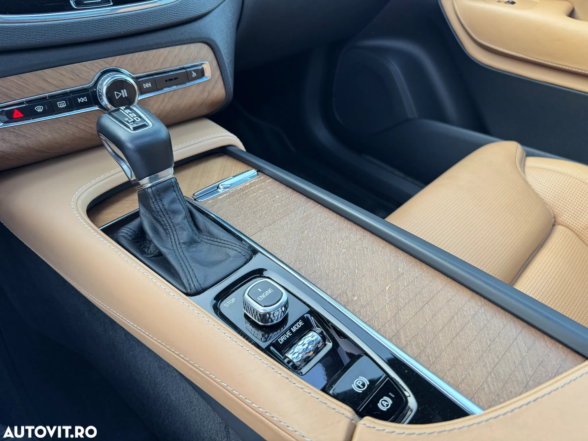 Volvo XC 90 D5 AWD Geartronic Inscription - 31