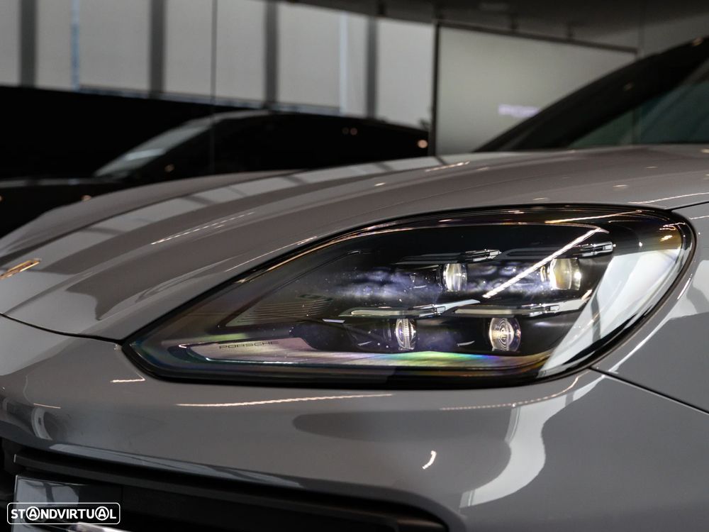 Porsche Cayenne Coupé E-Hybrid - 31