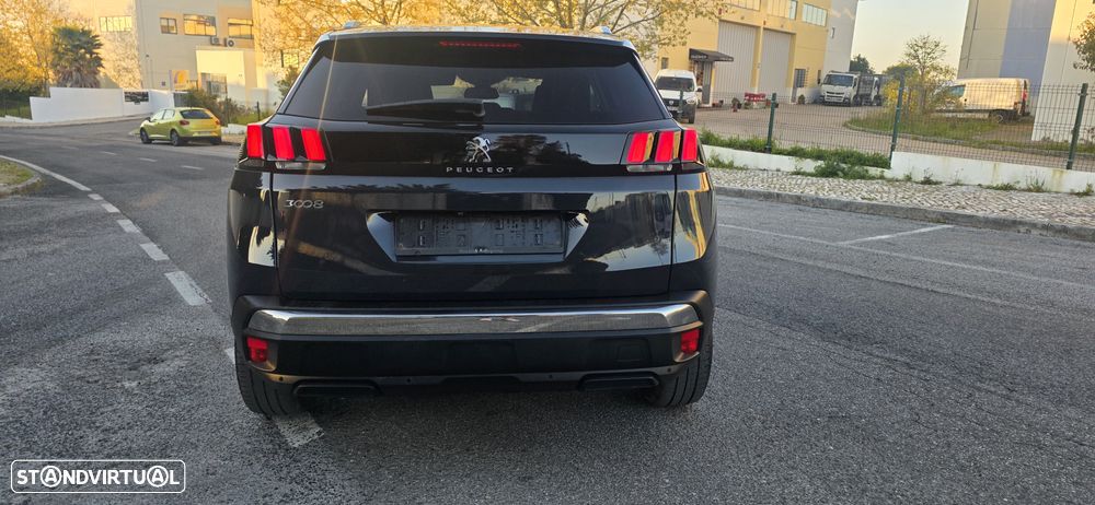 Peugeot 3008 PureTech 130 Stop & Start GPF Allure - 2