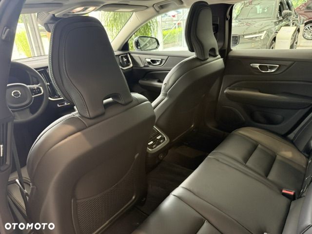 Volvo V60 B4 B Ultra Dark - 18