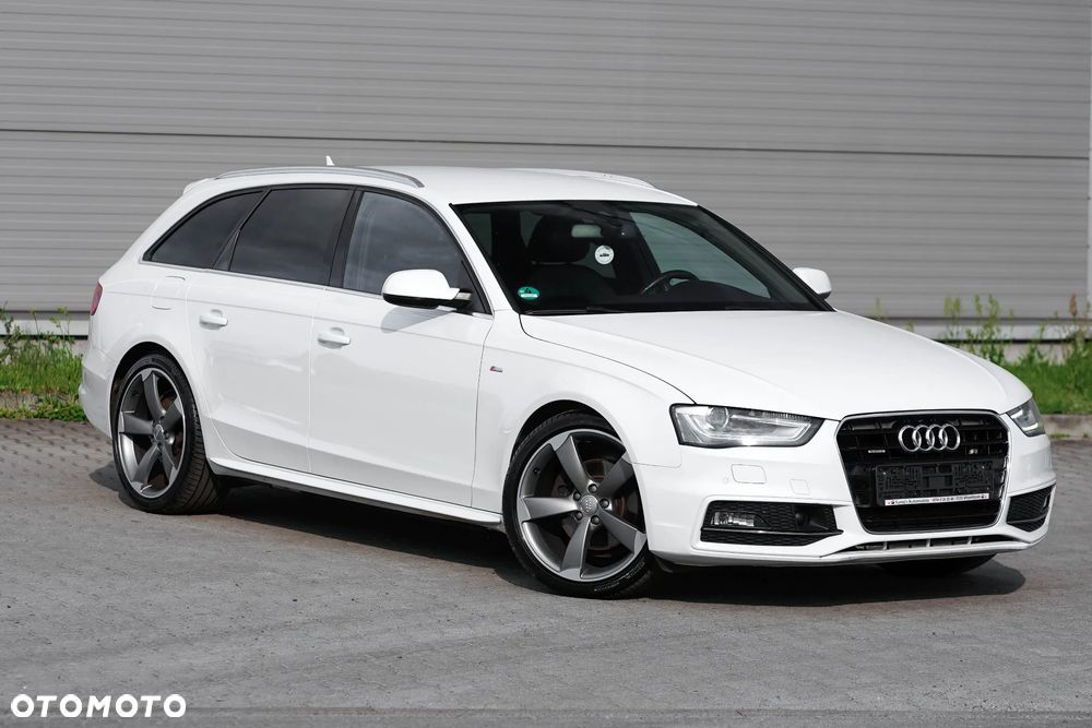 Audi A4 Avant 2.0 TDI Quattro Design S tronic - 4