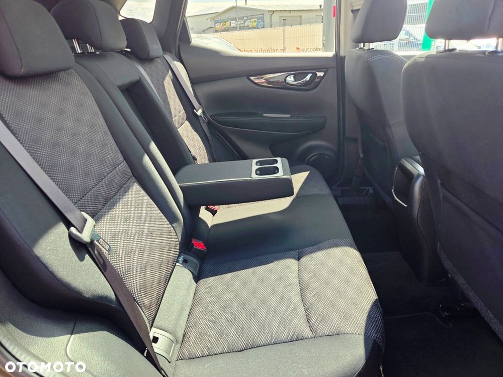 Nissan Qashqai 1.5 dCi N-Connecta - 30