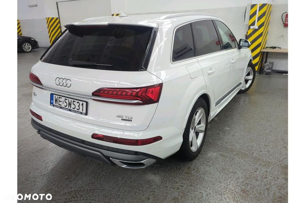 Audi Q7 - 3