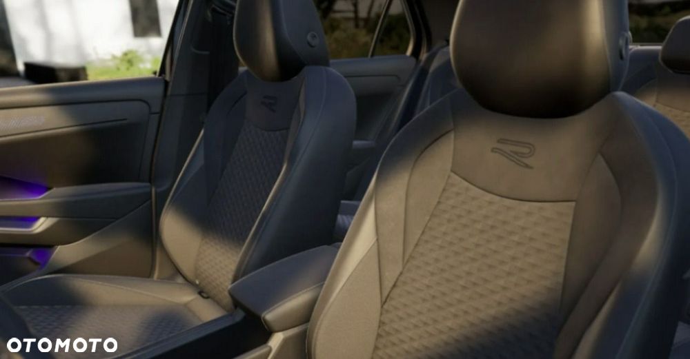Volkswagen T-Roc 1.5 eTSI R-Line DSG - 14