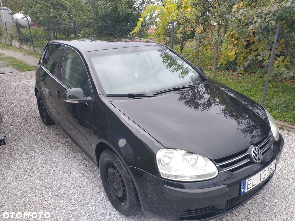 Volkswagen Golf - 6