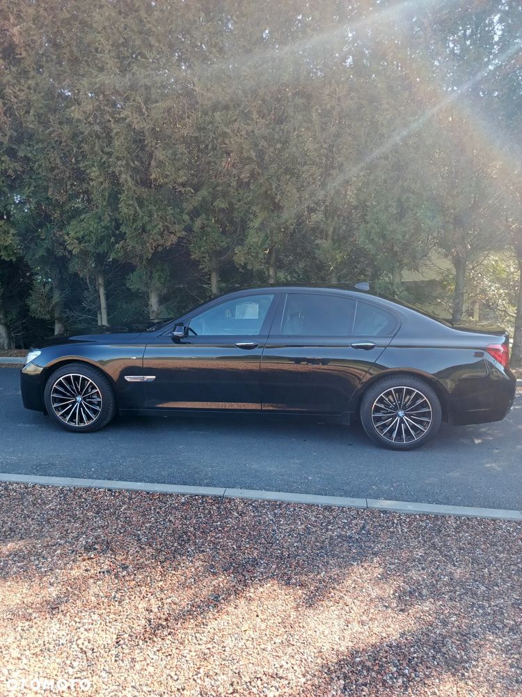 BMW Seria 7 740d xDrive - 8