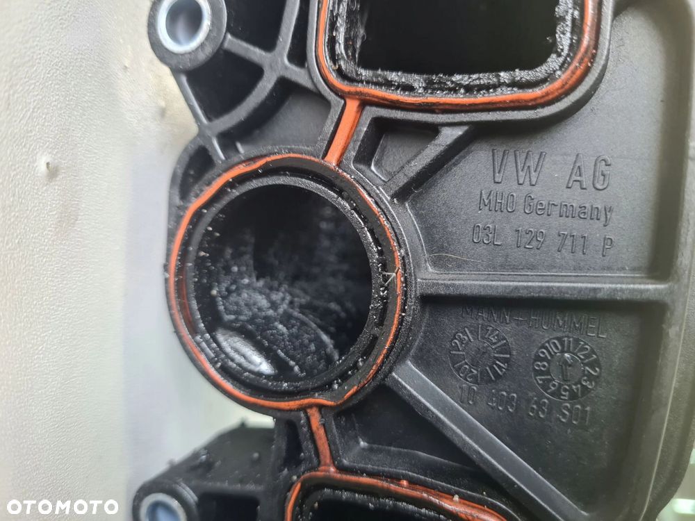 VW T5 LIFT 2.0 TDI kolektor ssący 03L129711P - 4