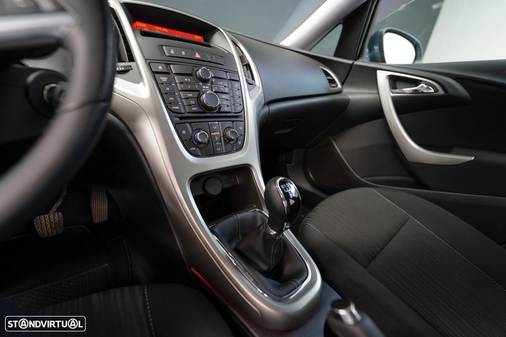 Opel Astra 1.4 Cosmo S/S - 20