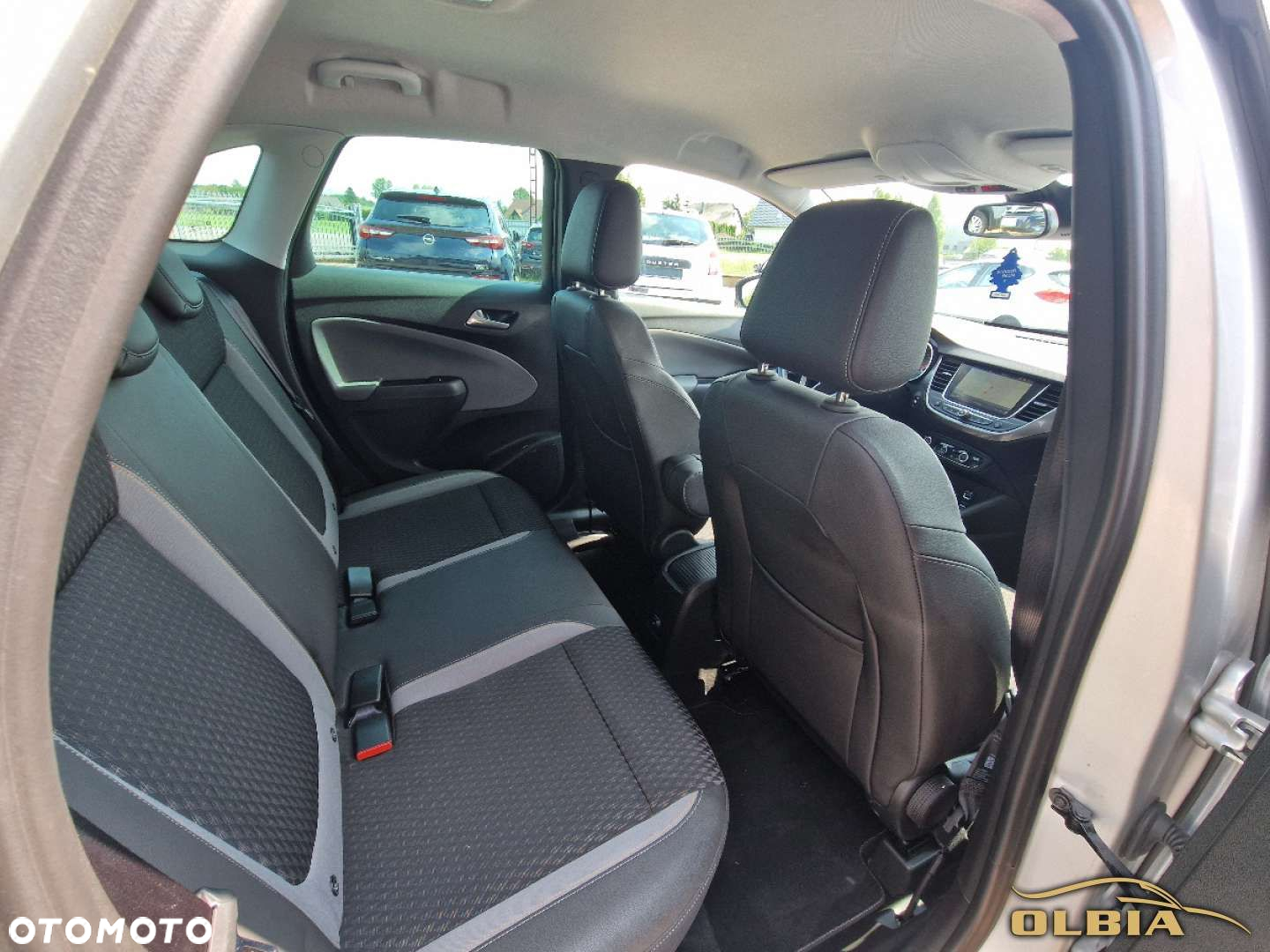 Opel Crossland X - 25