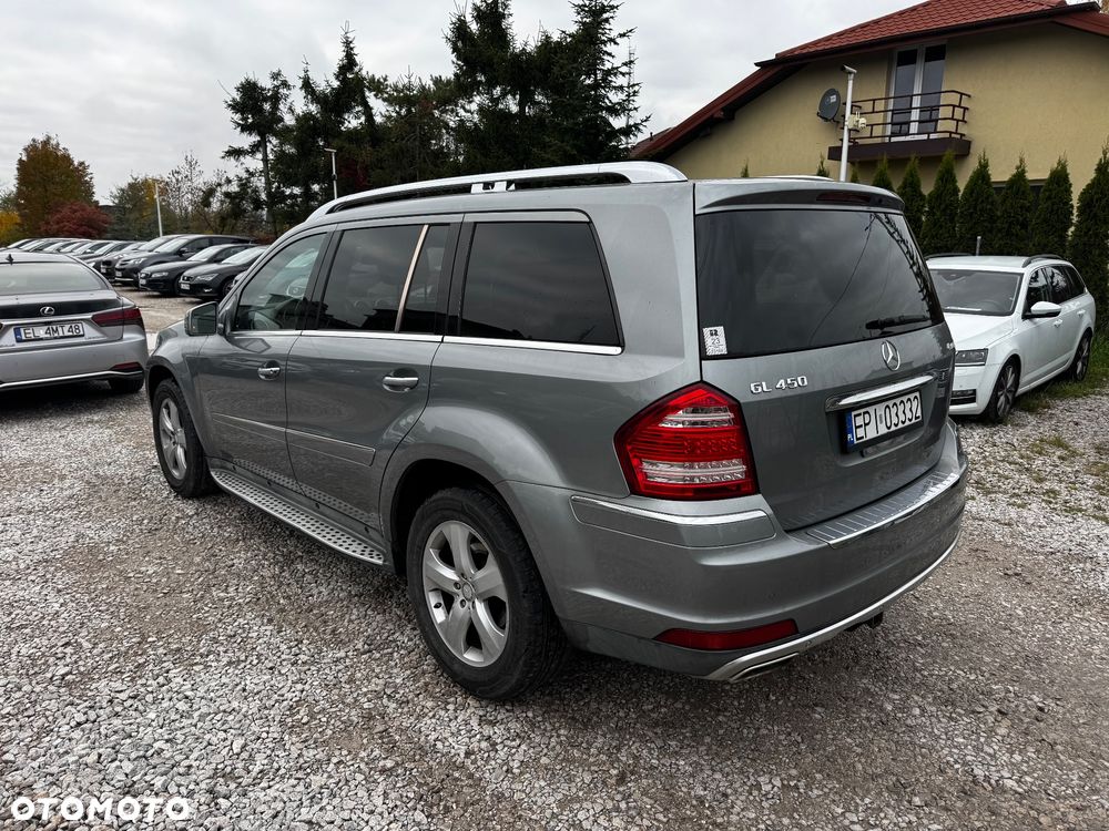 Mercedes-Benz GL 450 - 15