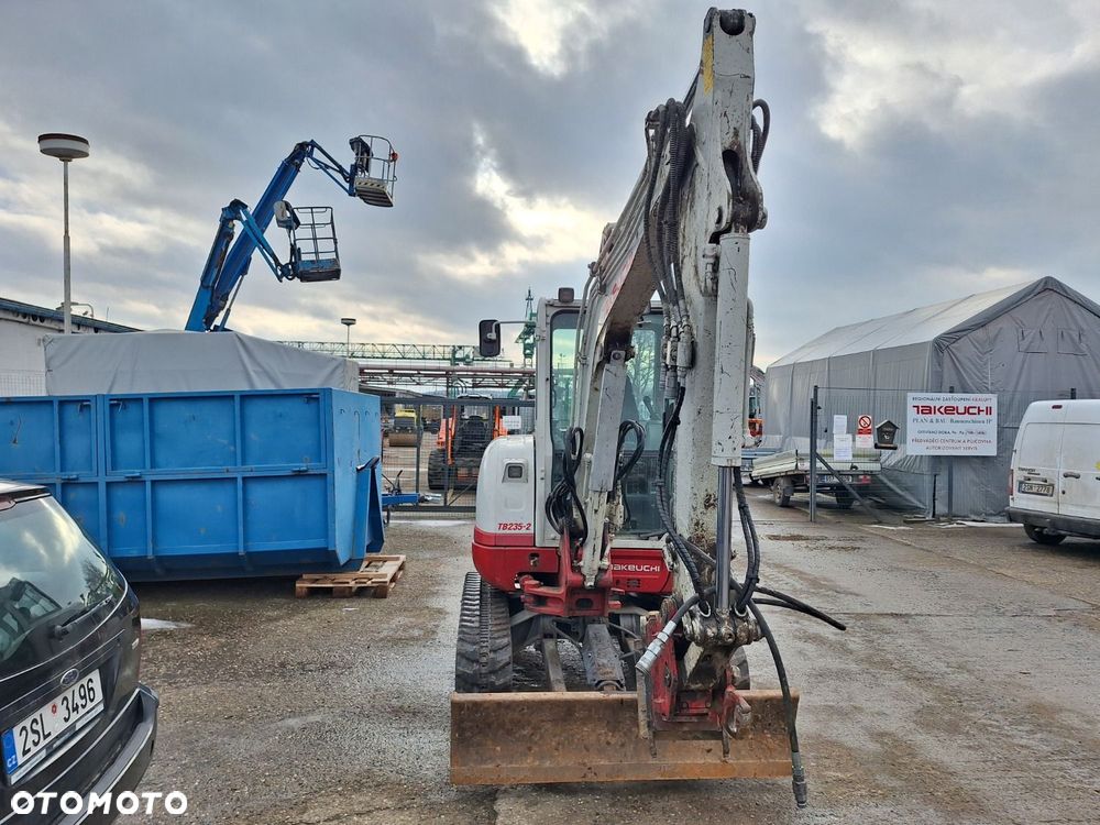 Takeuchi Tb 235-2 - 3