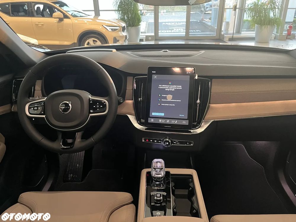 Volvo XC 90 T8 AWD Plug-In Hybrid Ultra Bright 7os - 8