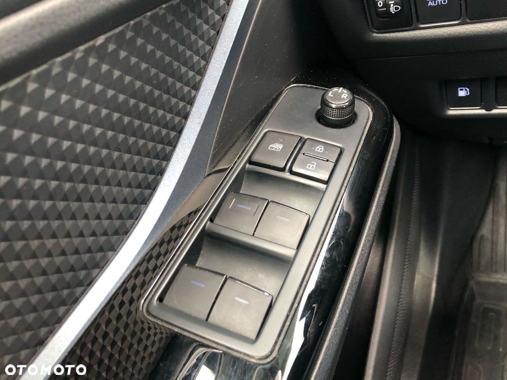 Toyota C-HR 1.8 Hybrid Style - 32