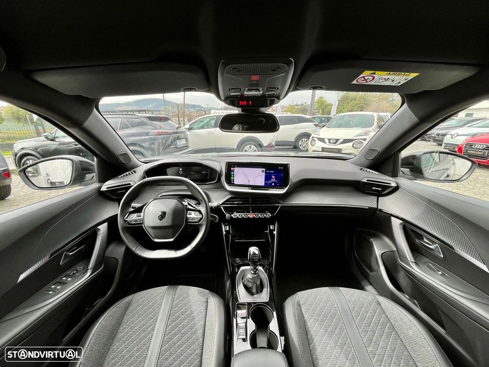 Peugeot 2008 1.2 PureTech Allure - 15