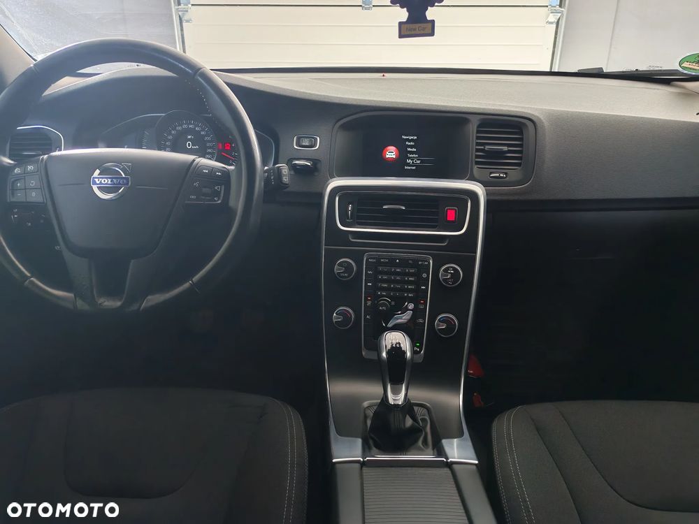 Volvo V60 D2 Drive-E Kinetic - 16