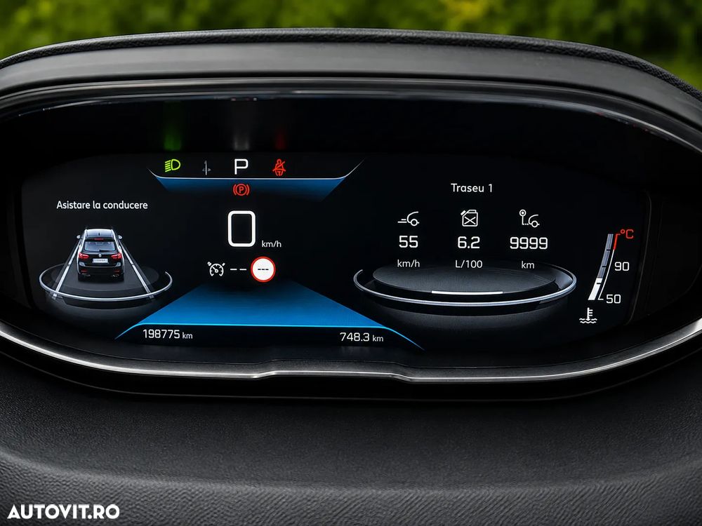 Peugeot 5008 1.5L BlueHDI EAT8 S&S Allure - 31