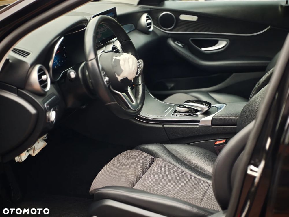 Mercedes-Benz Klasa C 220 d 9G-TRONIC Avantgarde - 15