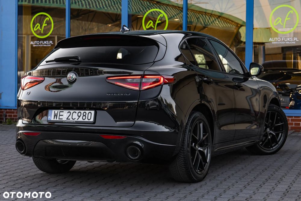 Alfa Romeo Stelvio 2.0 Turbo Veloce Q4 - 3