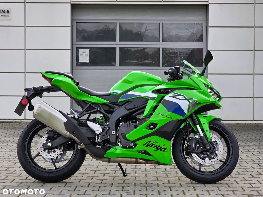 Kawasaki Ninja - 4