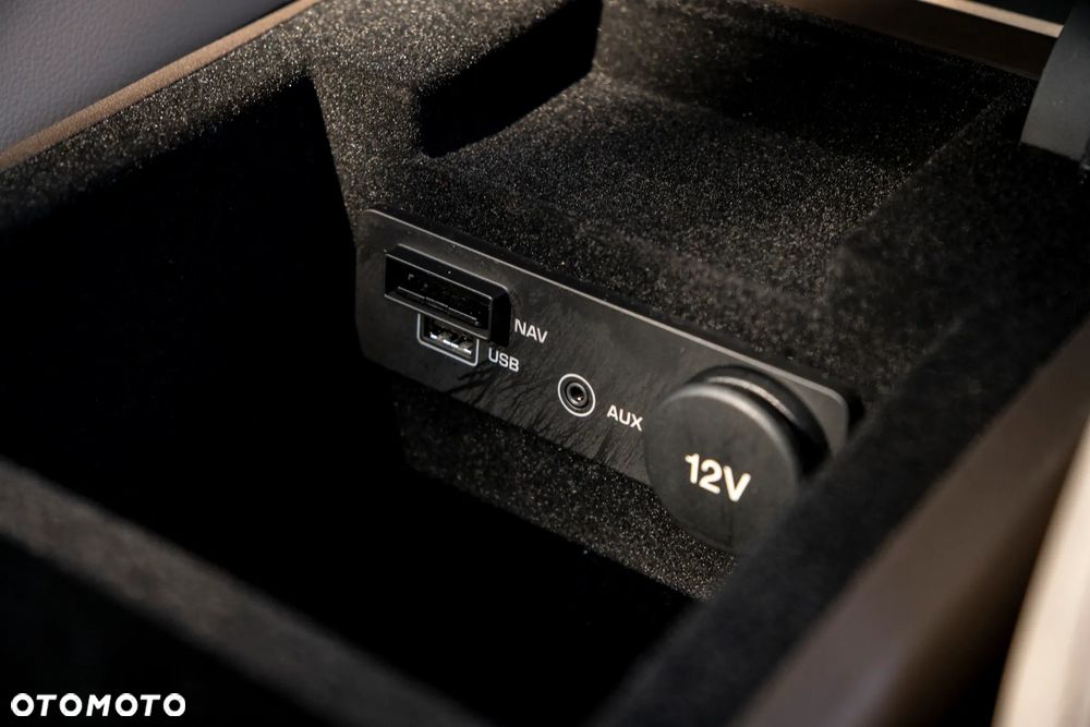 Jaguar F-Pace 30d AWD 300 Sport - 13