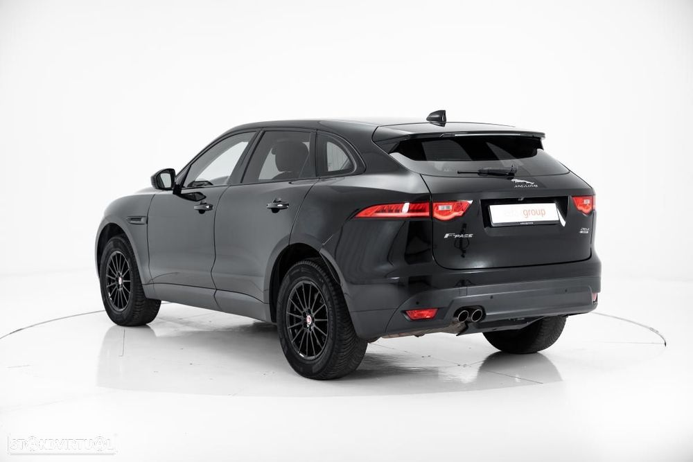 Jaguar F-Pace - 5