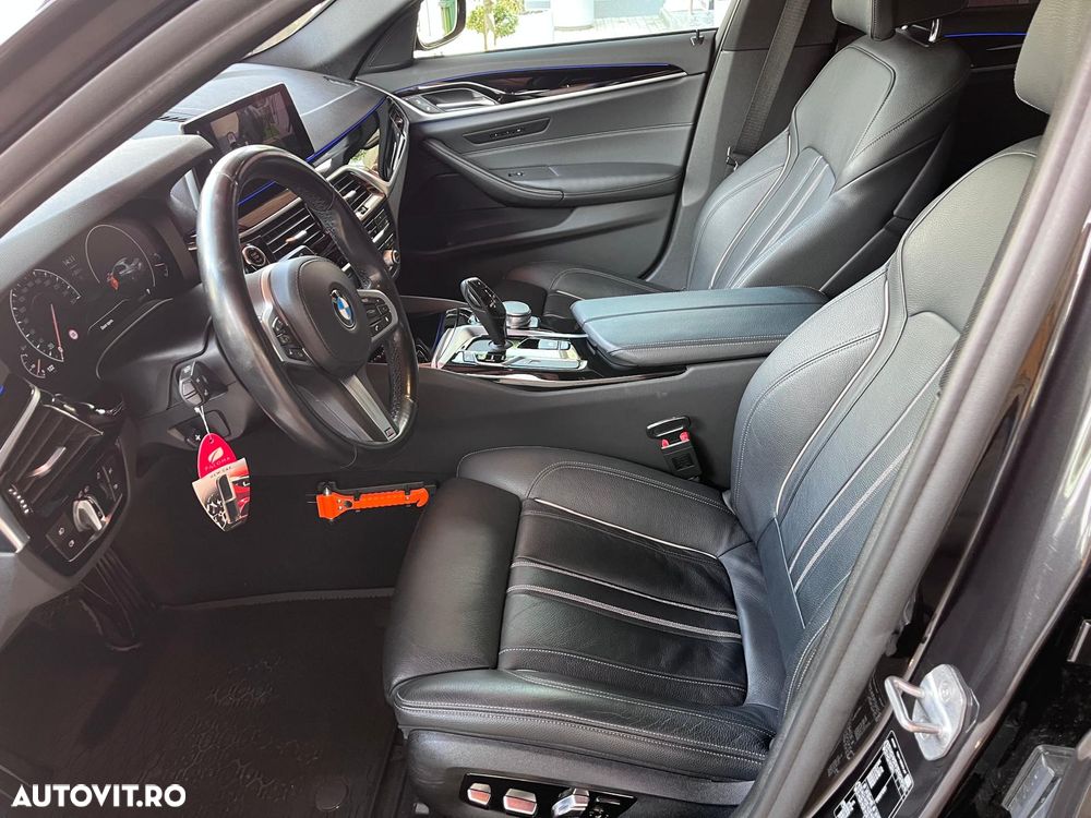 BMW Seria 5 520i AT - 2