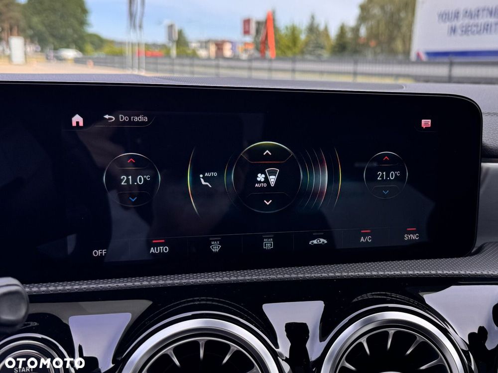 Mercedes-Benz CLA AMG 35 4-Matic 7G-DCT - 36