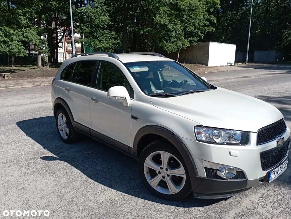 Chevrolet Captiva 2.2 D LTZ - 21