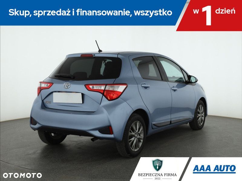 Toyota Yaris - 7