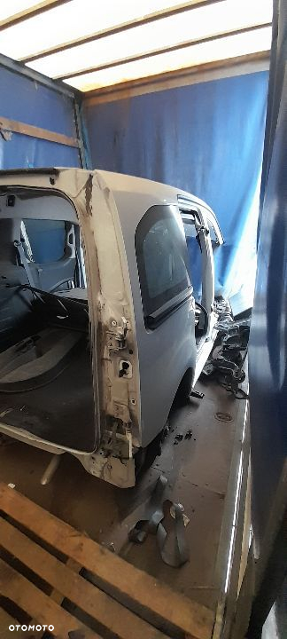 Citroen Berlingo, Partner 2008-2018r. Błotnik tylny prawy, ĆWIARTKA !! POD DRZWI - 2