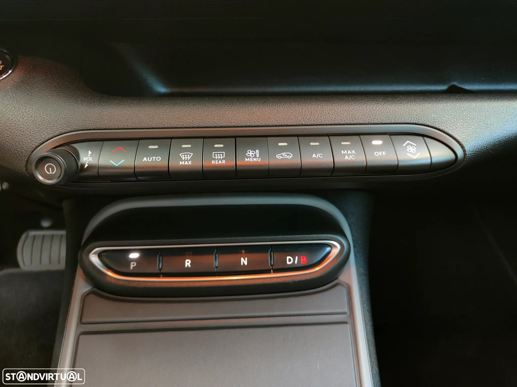 Jeep Avenger 54 kWh Longitude - 13