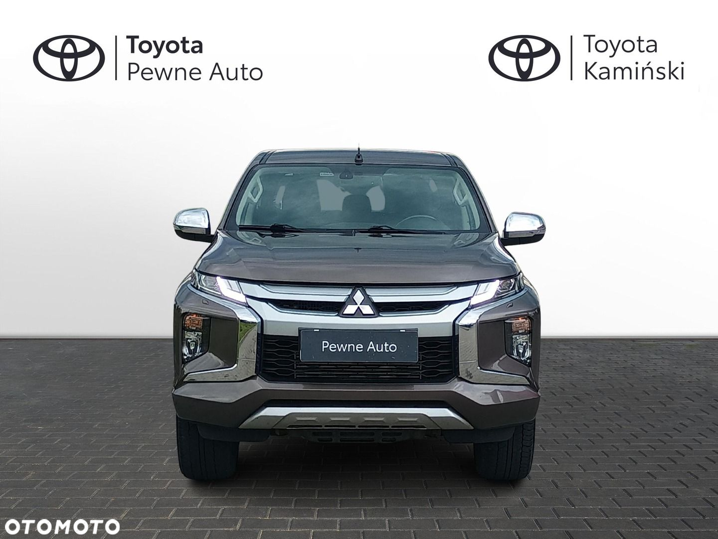 Mitsubishi L200 2.2 d DC Instyle Plus - 8