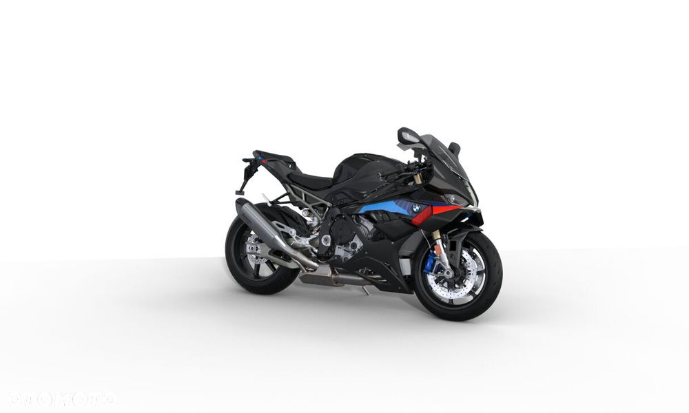 BMW S