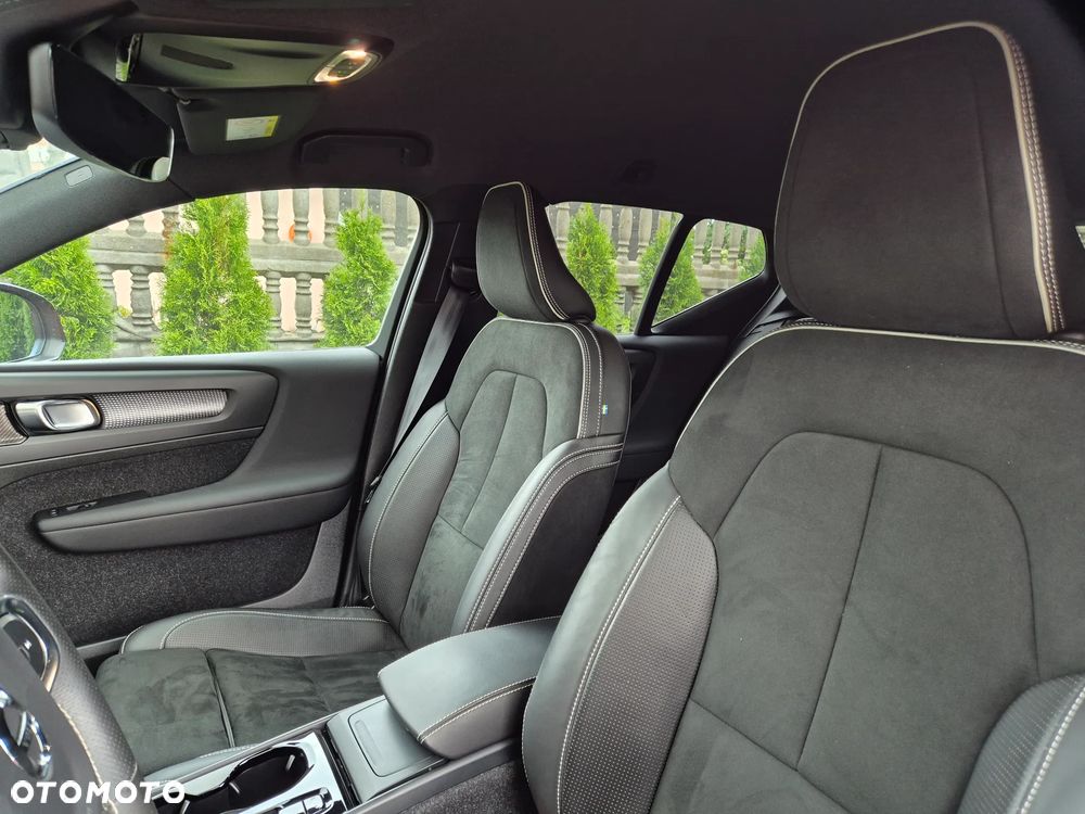 Volvo XC 40 D3 SCR R-Design - 11