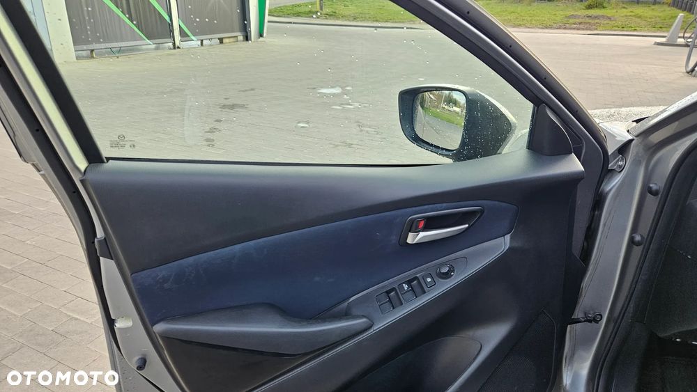 Mazda 2 SKYACTIV-D 105 Center-Line - 38