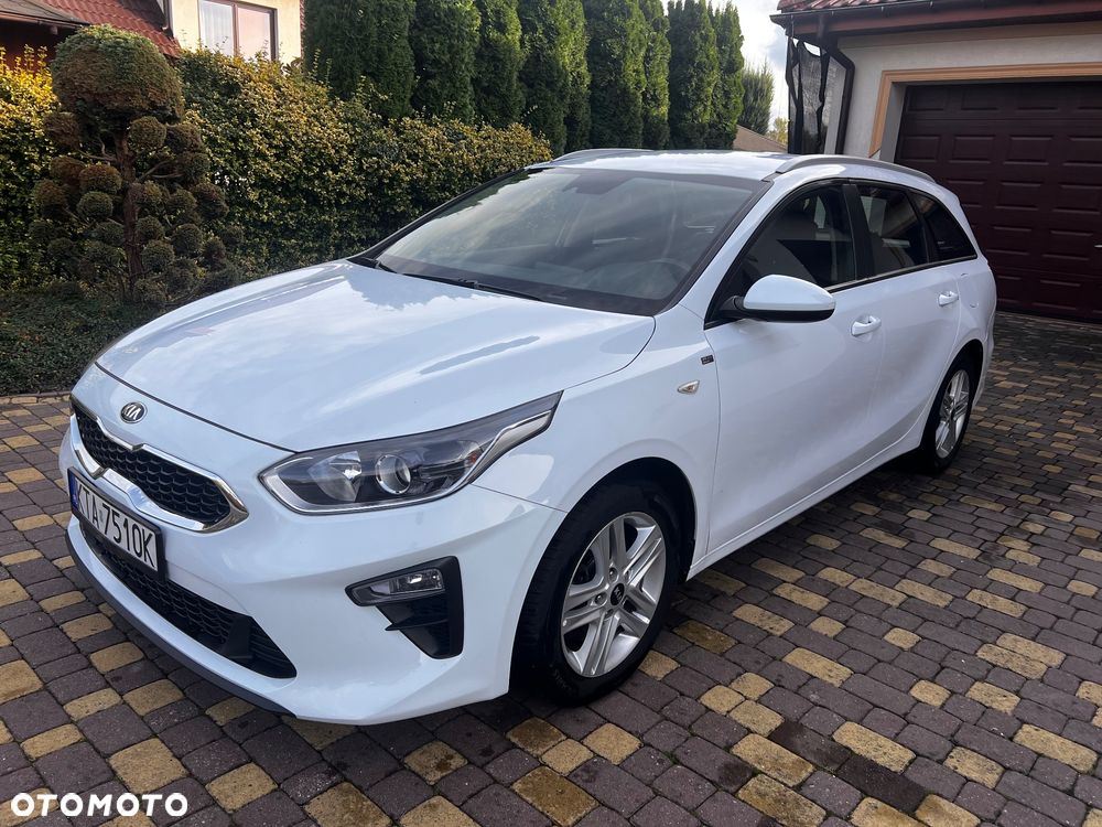 Kia Ceed 1.5 T-GDI Business Line - 4