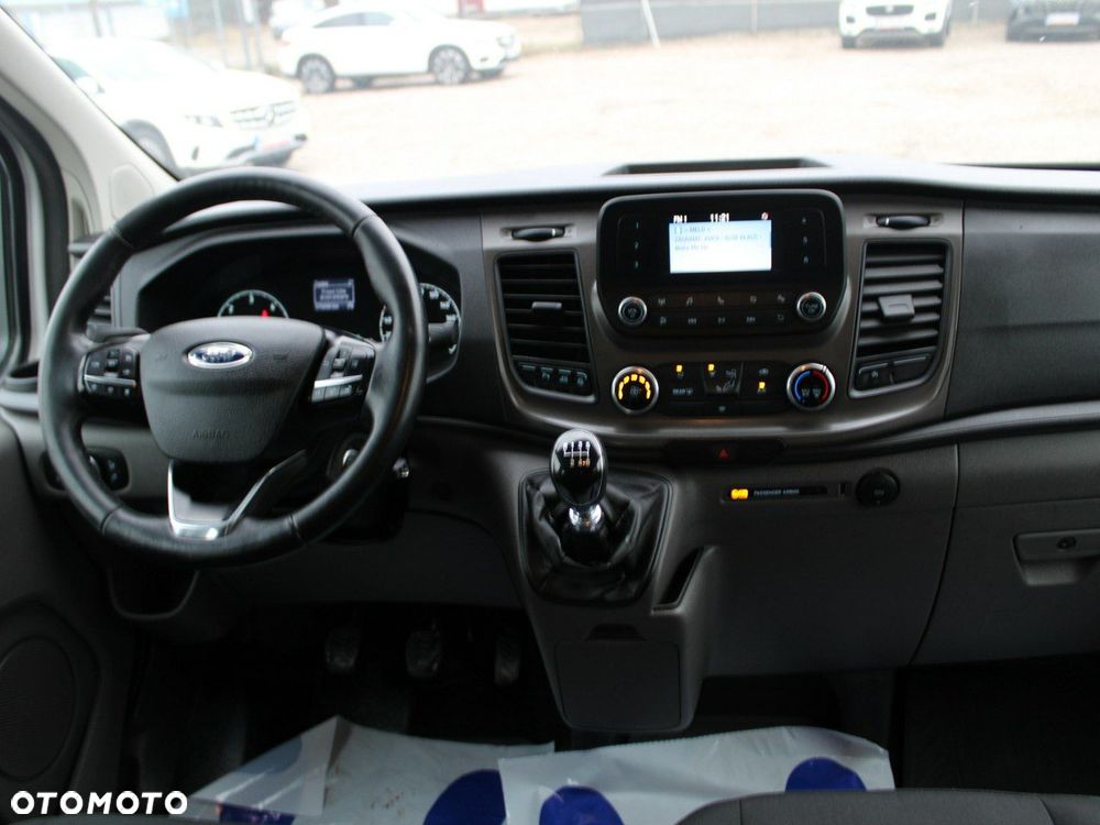 Ford Transit Custom - 19