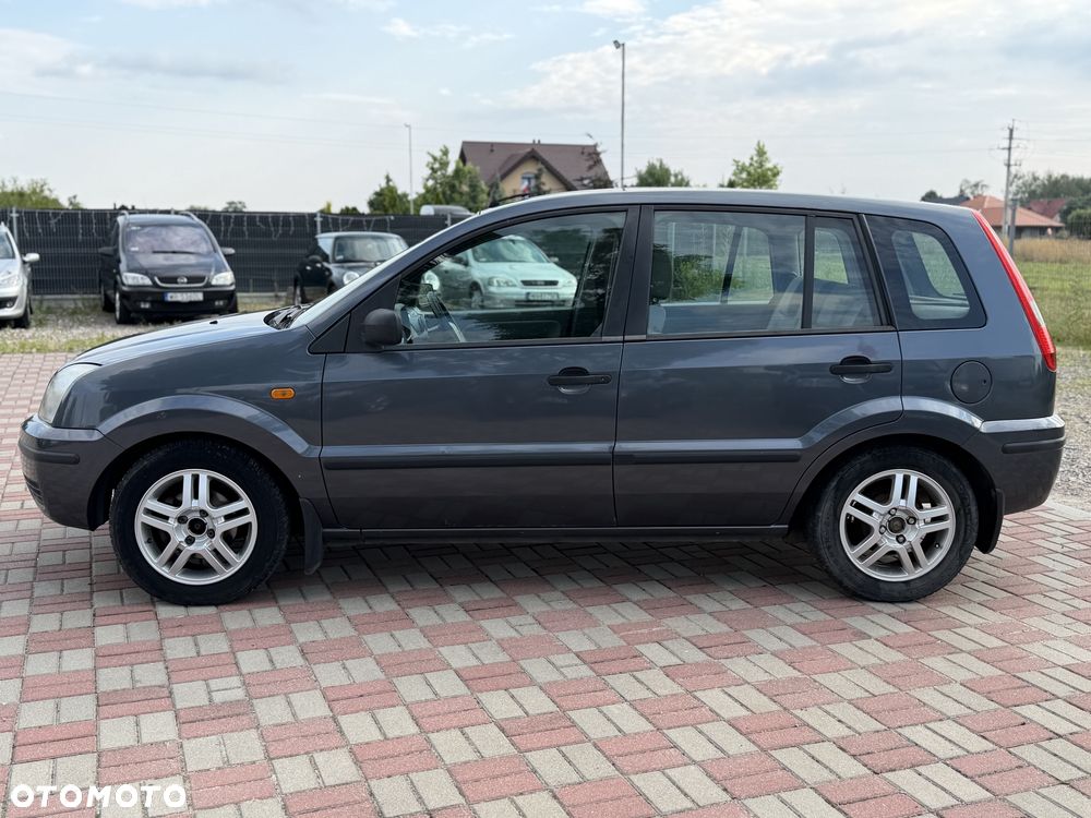 Ford Fusion - 3