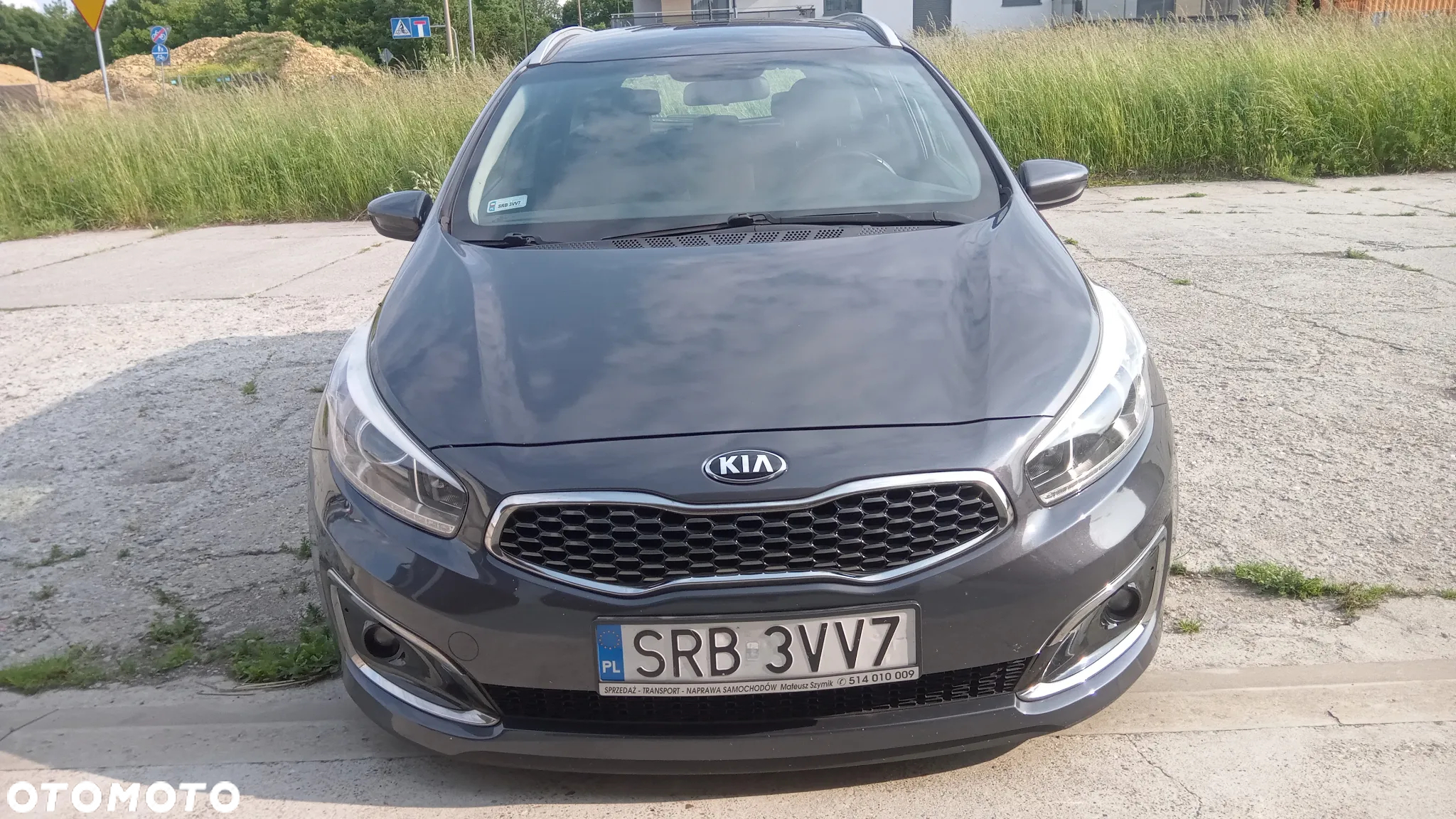 Kia Ceed - 9