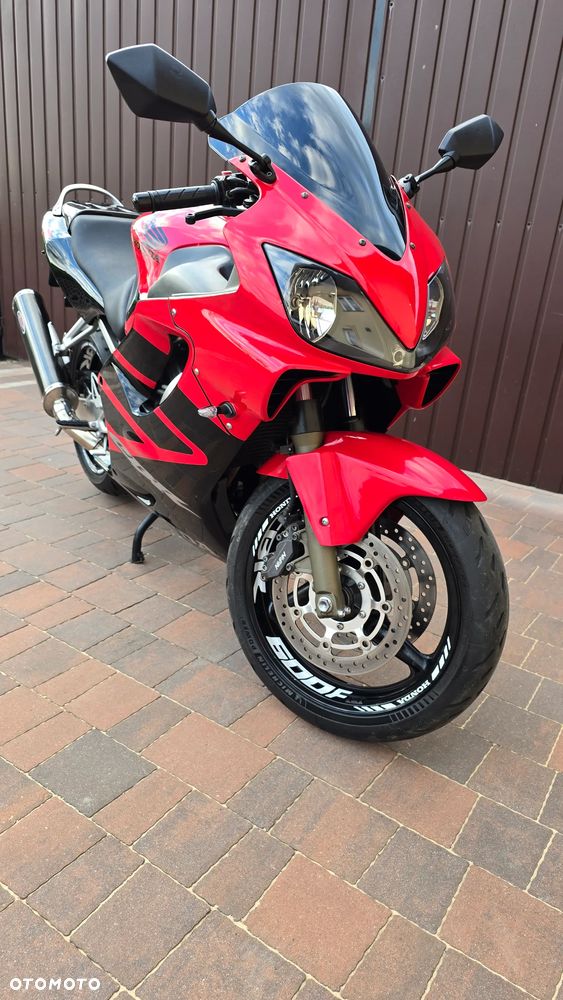 Honda CBR - 1