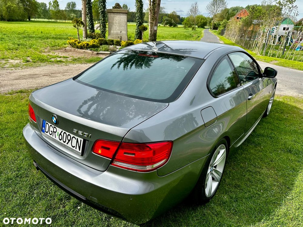 BMW Seria 3 320i M Sport Edition - 8