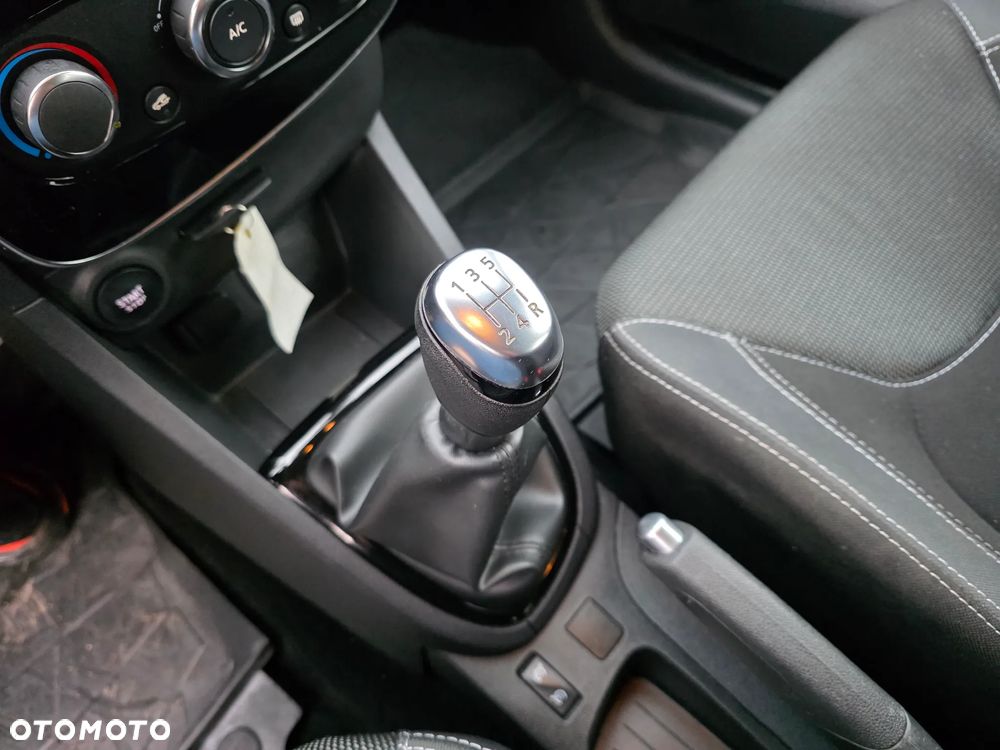 Renault Clio 1.2 16V Alize - 21